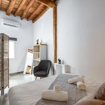 Lotza Traditional House Holiday home Salakos