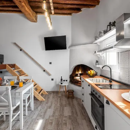 Holiday home Lotza Traditional House Salakos